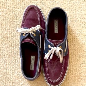 Sperry topsiders
